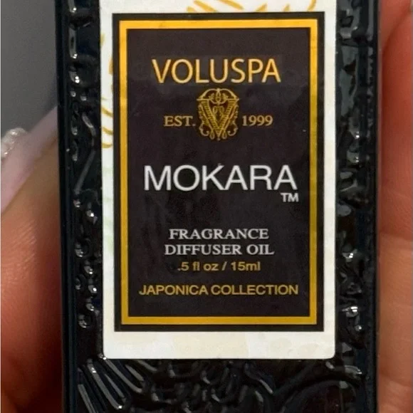 Voluspa Fragrance4 diffuser oil bundle, partially used/ unboxed. 100% Authentic - Picture 4 of 10